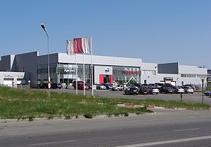 Nissan Арконт на Ерёменко